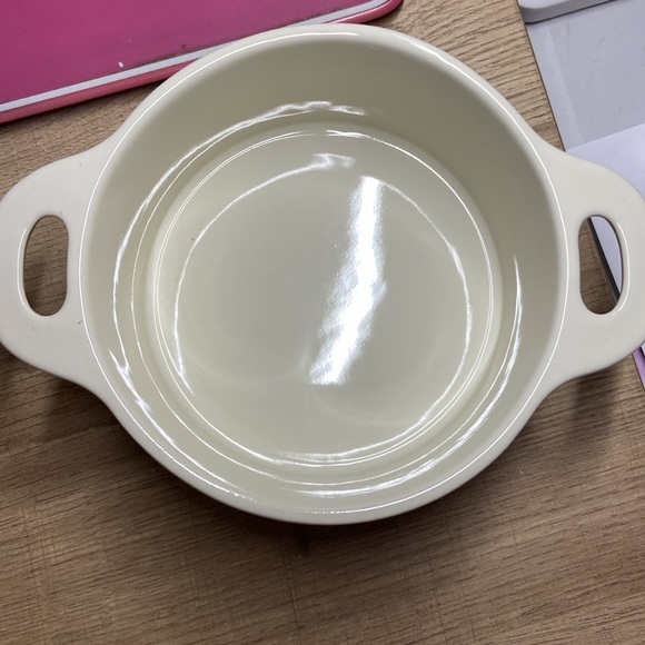 New in box Brocc your Body Mini round ceramic cocotte set - Picture 11 of 12